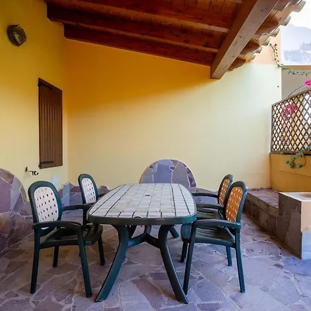 Belocations - House 50 Meters From The Sea Ferienhaus Solanas (Cagliari)